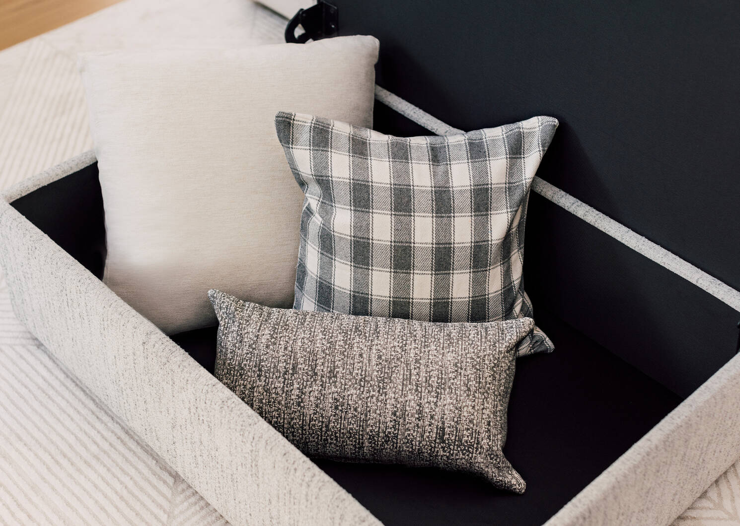 Coussin en coton jacquard Nia 12x22 gris