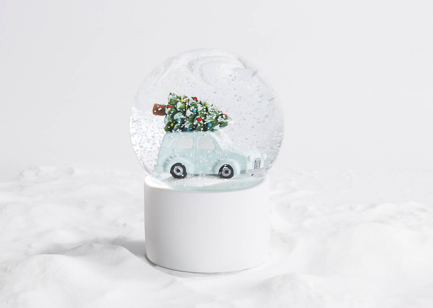 Holiday Haul Snow Globe