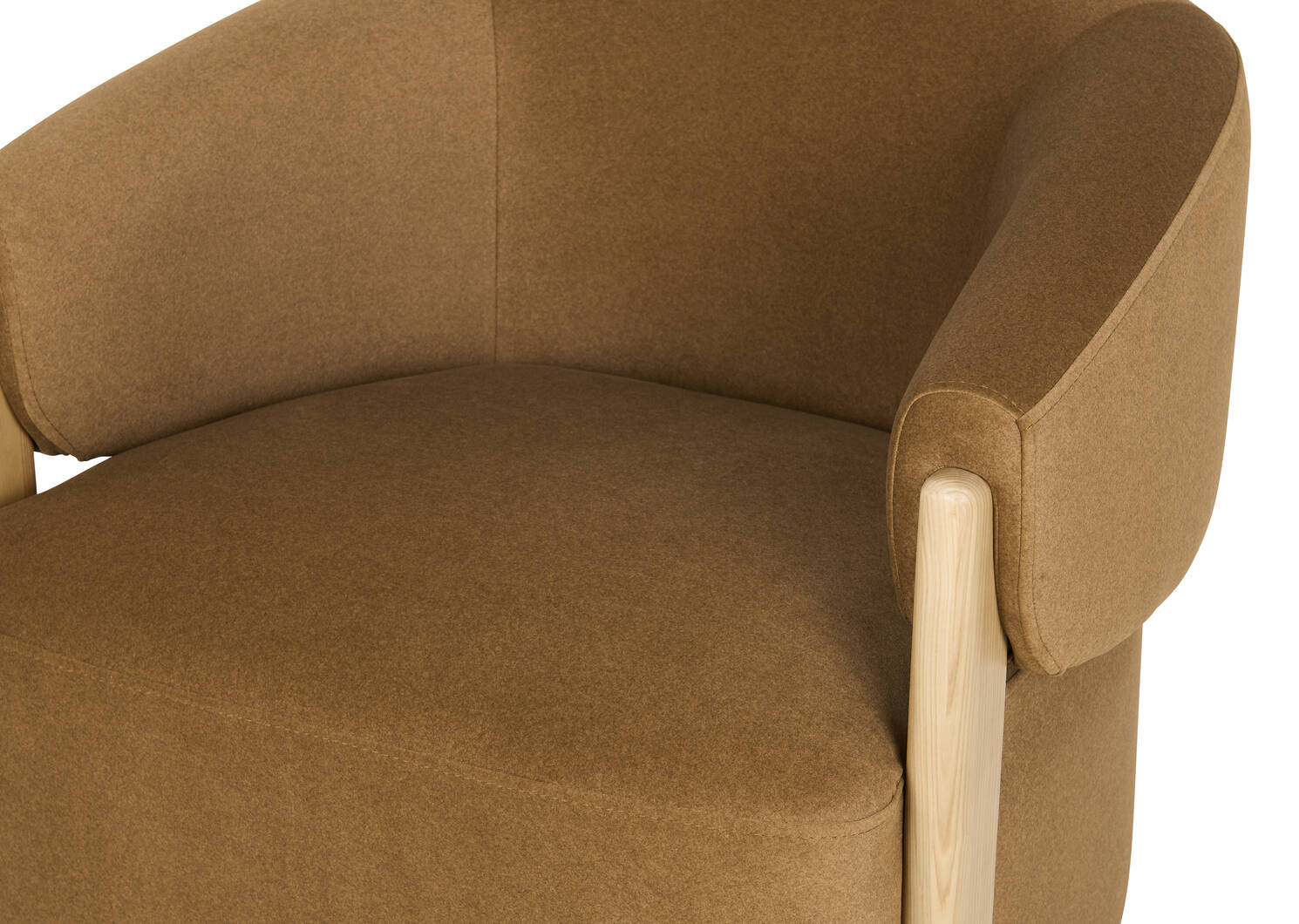 Alicent Swivel Armchair -Vaughn Toffee