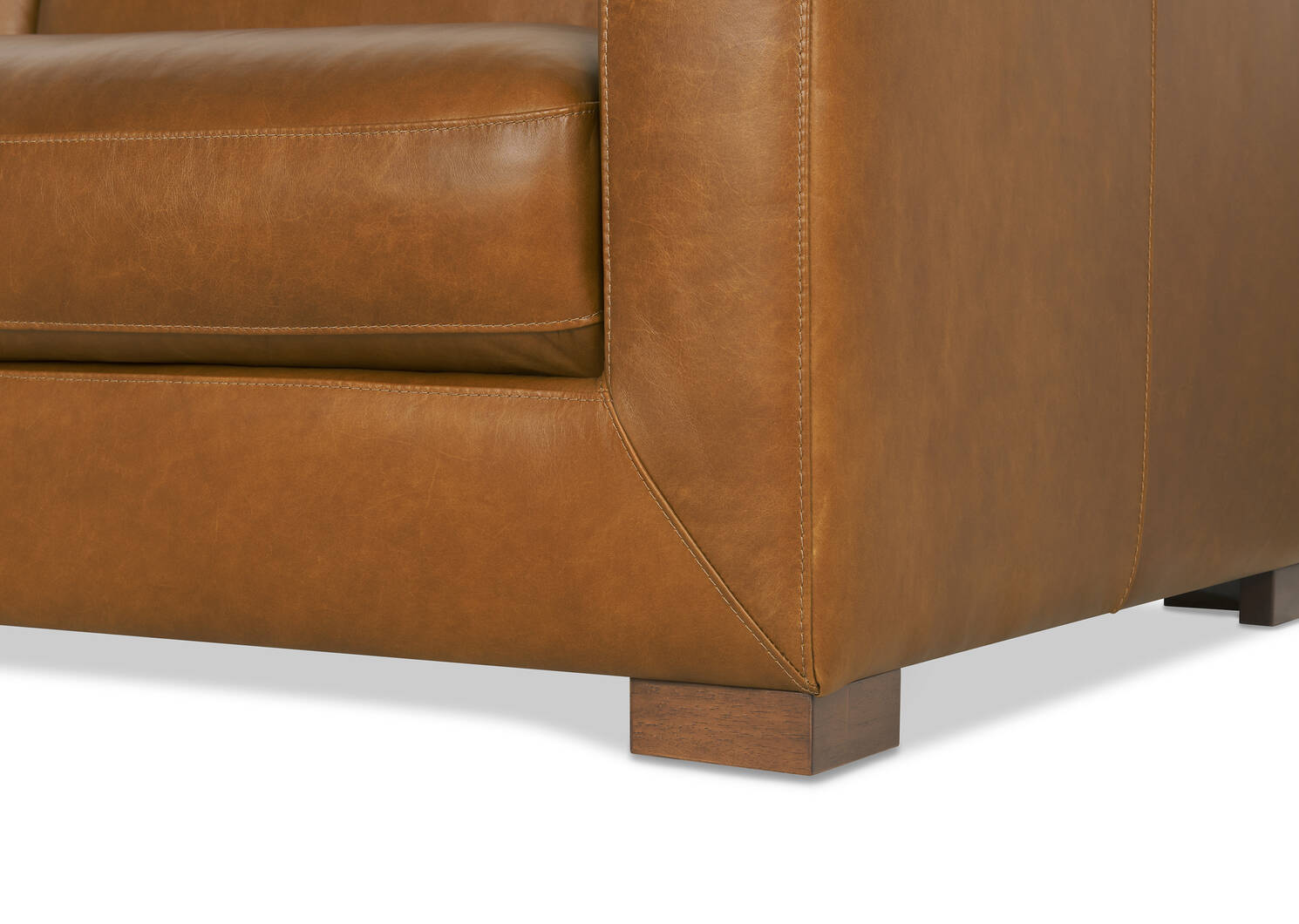 Gaetano Leather Sofa -Saddle Tan