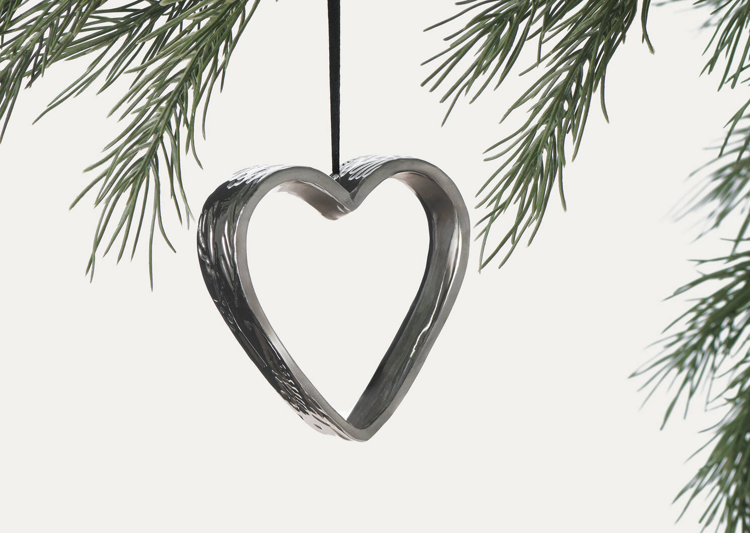 Fond Heart Ornament Silver