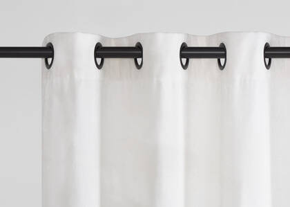 Maeve Curtain 96 White/Black Grommet