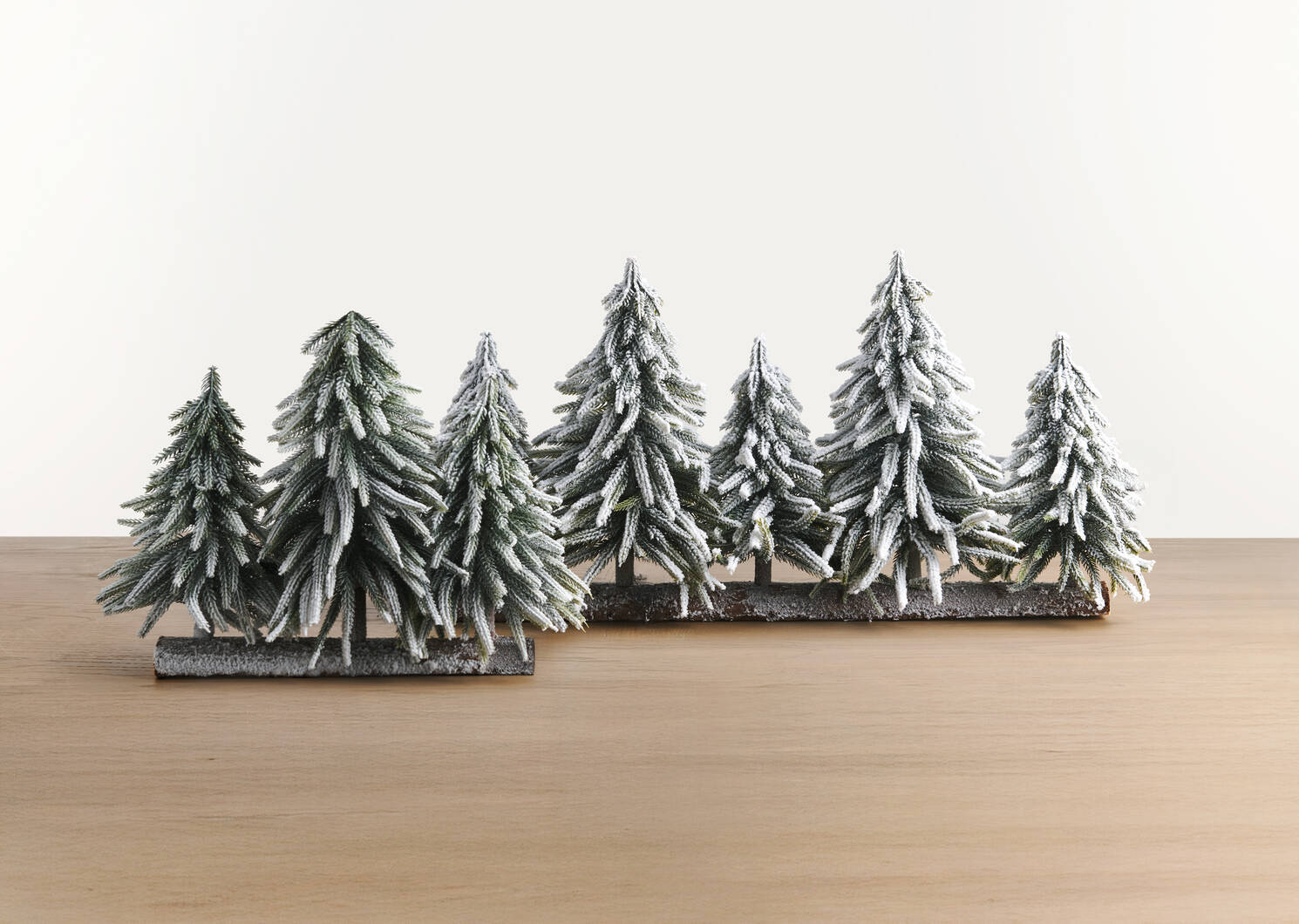 Yukon Trees Decor Large