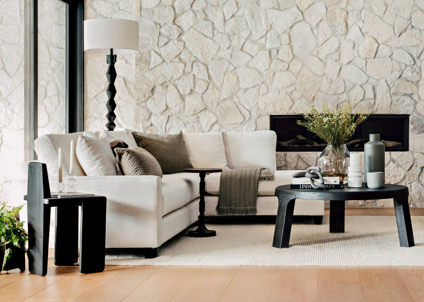 Idalia Accent Table -Nasir Black