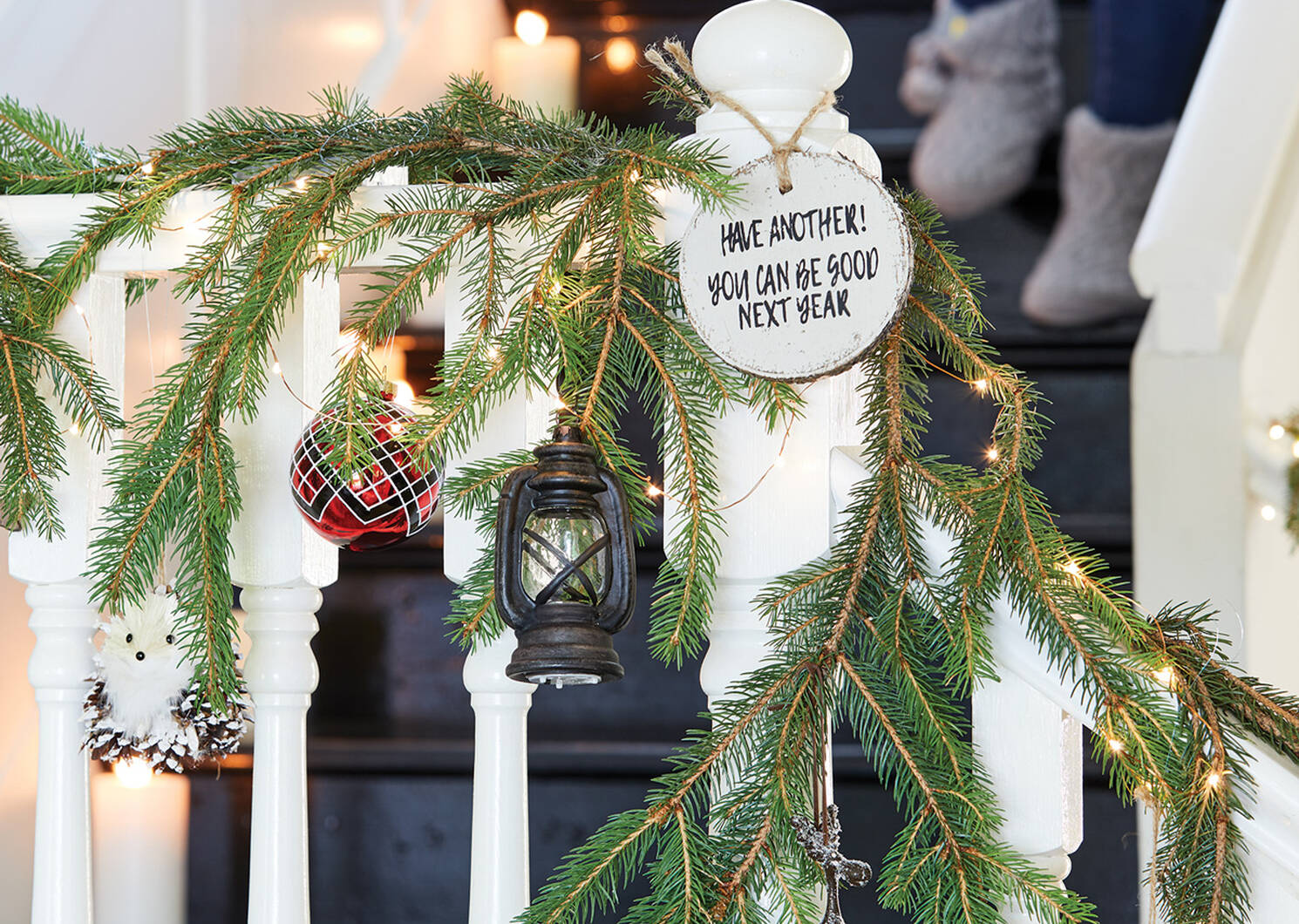 Ailey Lantern Orn Black