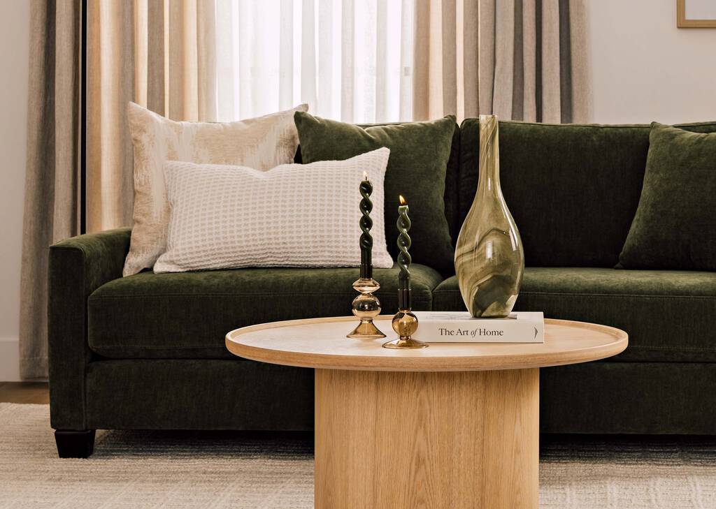 Viceroy Pillow 20x20 Sand/Ivory