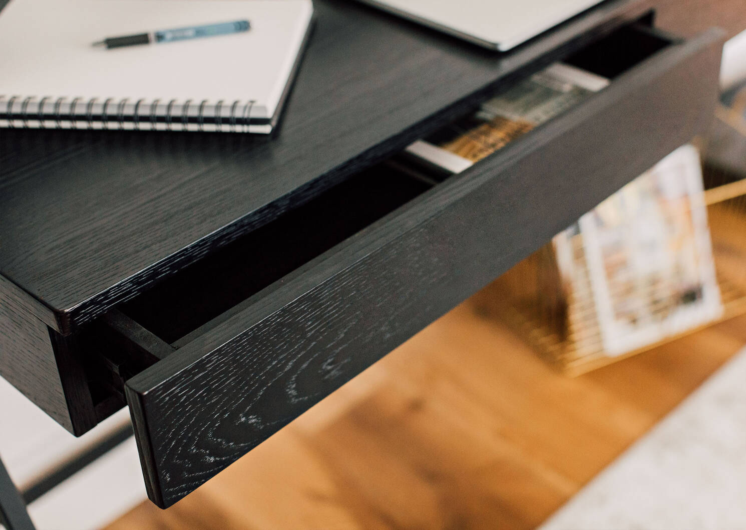 Axl Desk -Black Oak