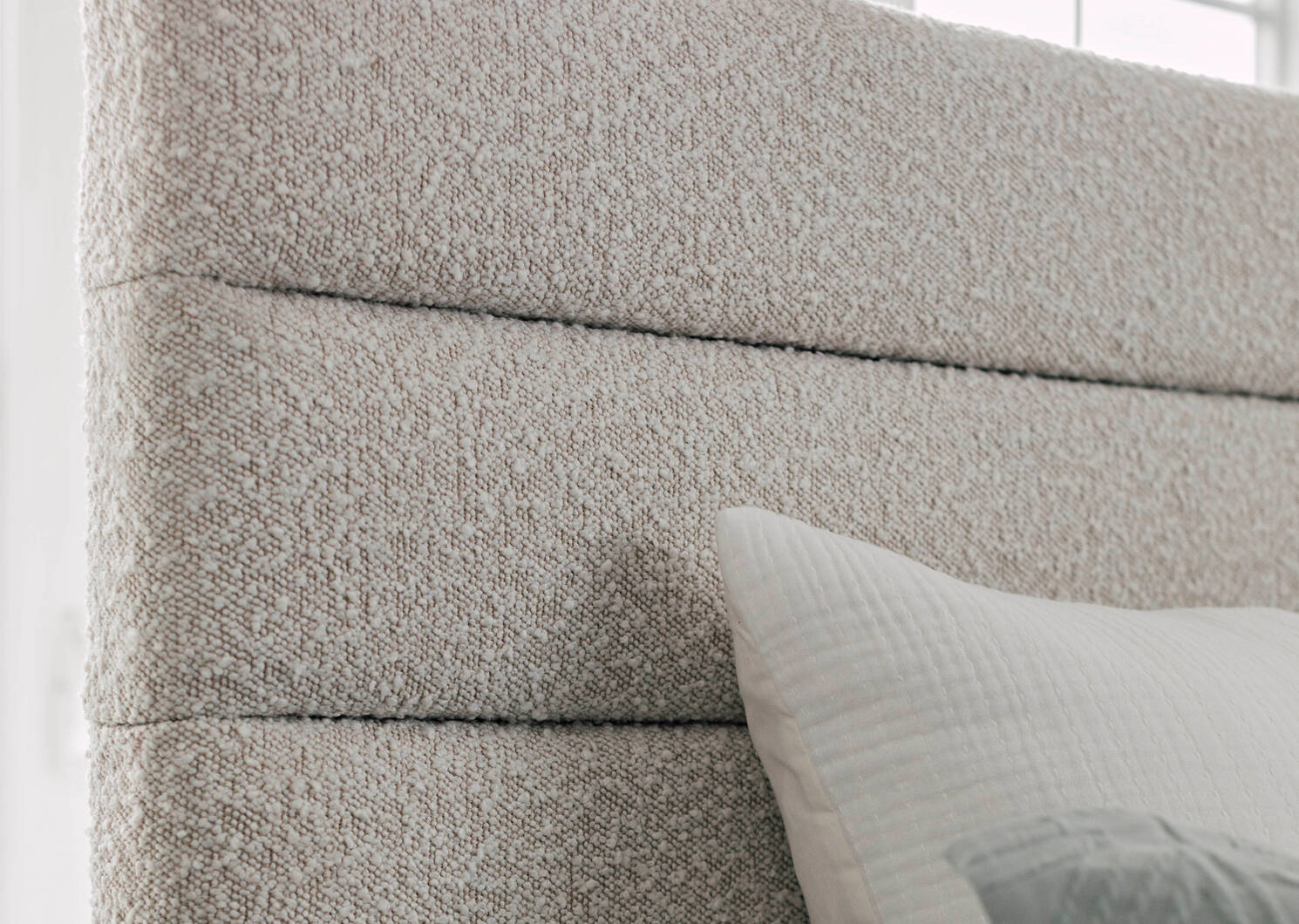 Impero Bed -Adele Ivory, KING