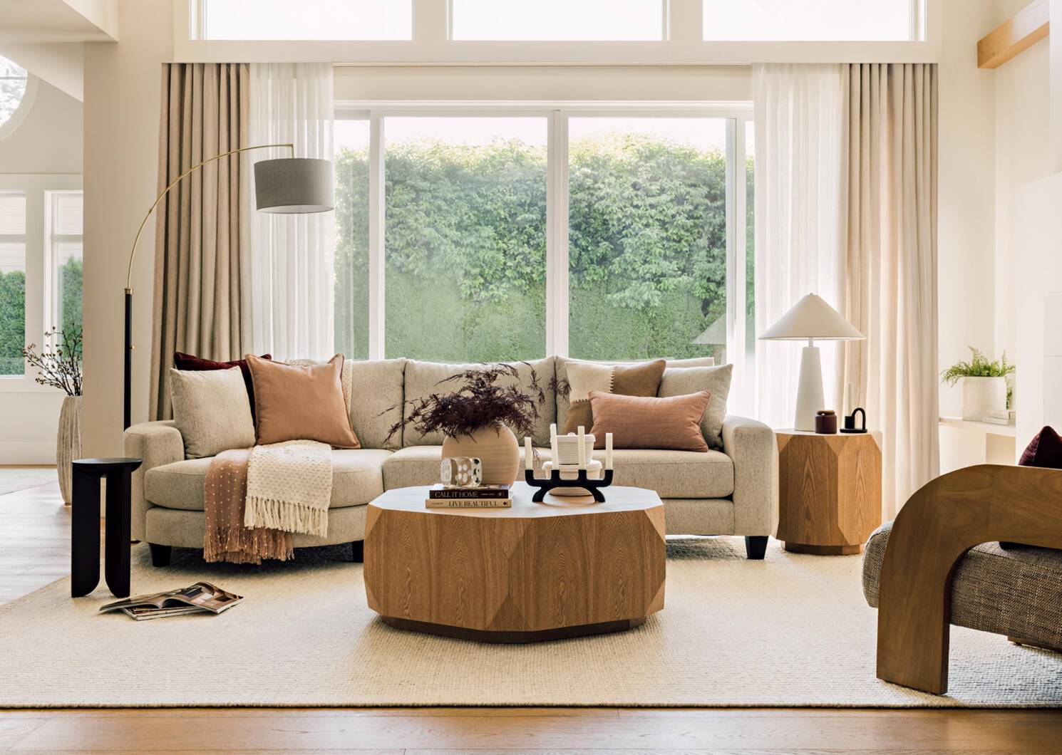 Bronx Round Chaise RCF -Fairfax Oyster