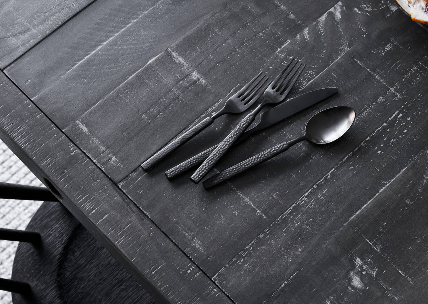 Hammered 5pc Cutlery Set Matte Black