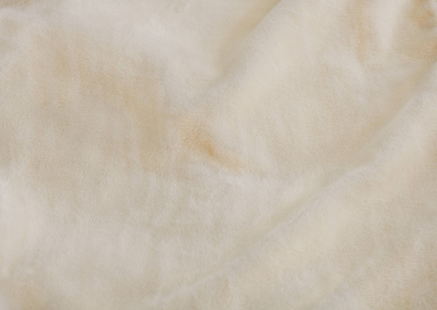 Laurent Faux Fur Bedspread Natural