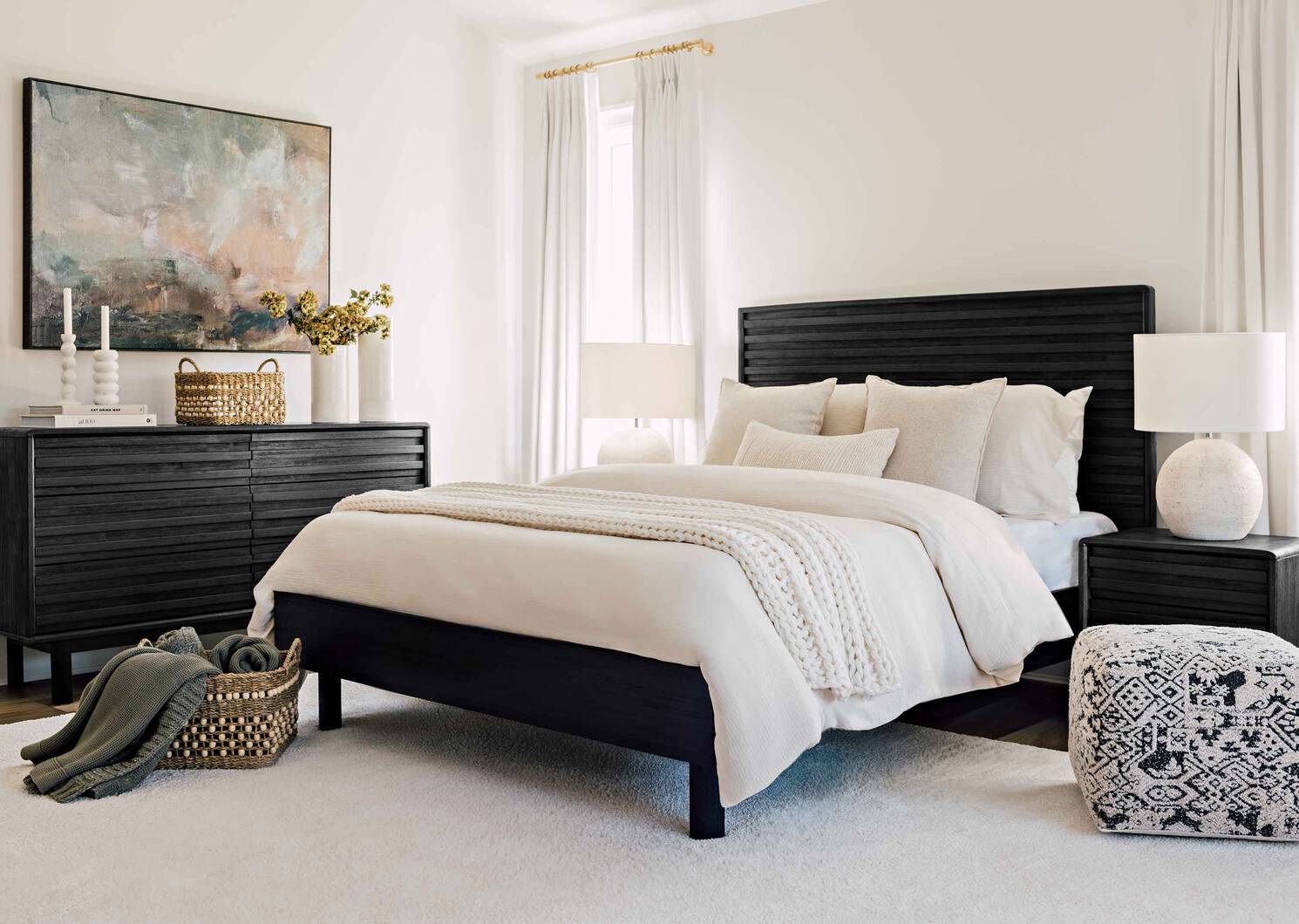 Nuevo Bed -Lirah Coal, QUEEN