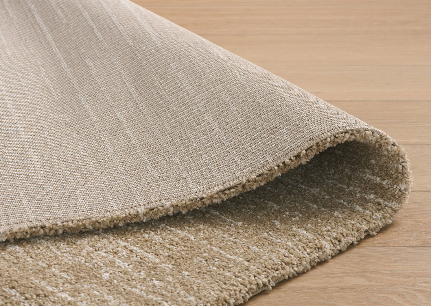 Anola Rug 94x133 Caramel