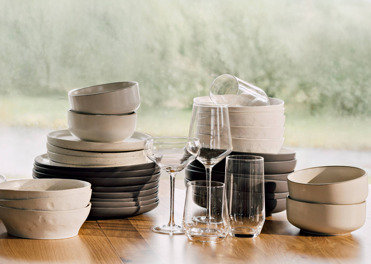 Pym 16 piece Dish Set Sand