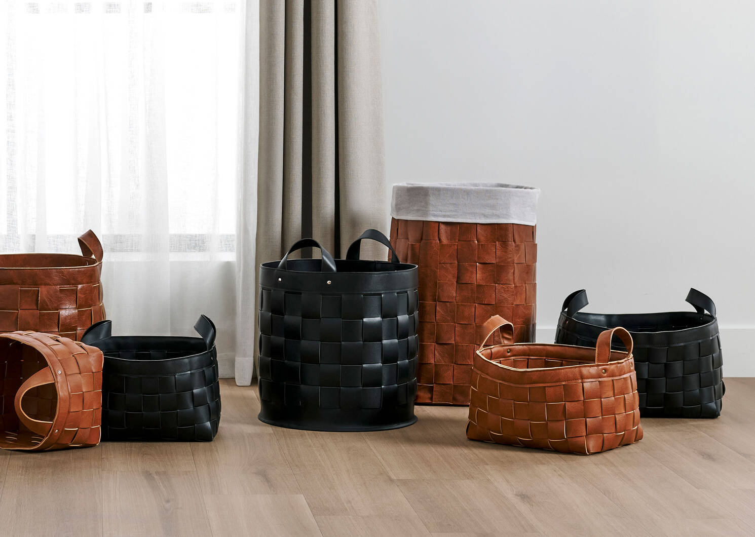 Iona Basket Medium Cognac