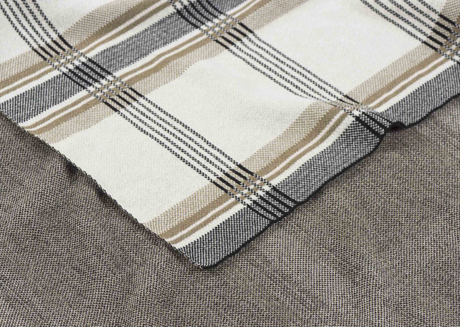 Whitford Plaid Throw Ivory/Black/Sava