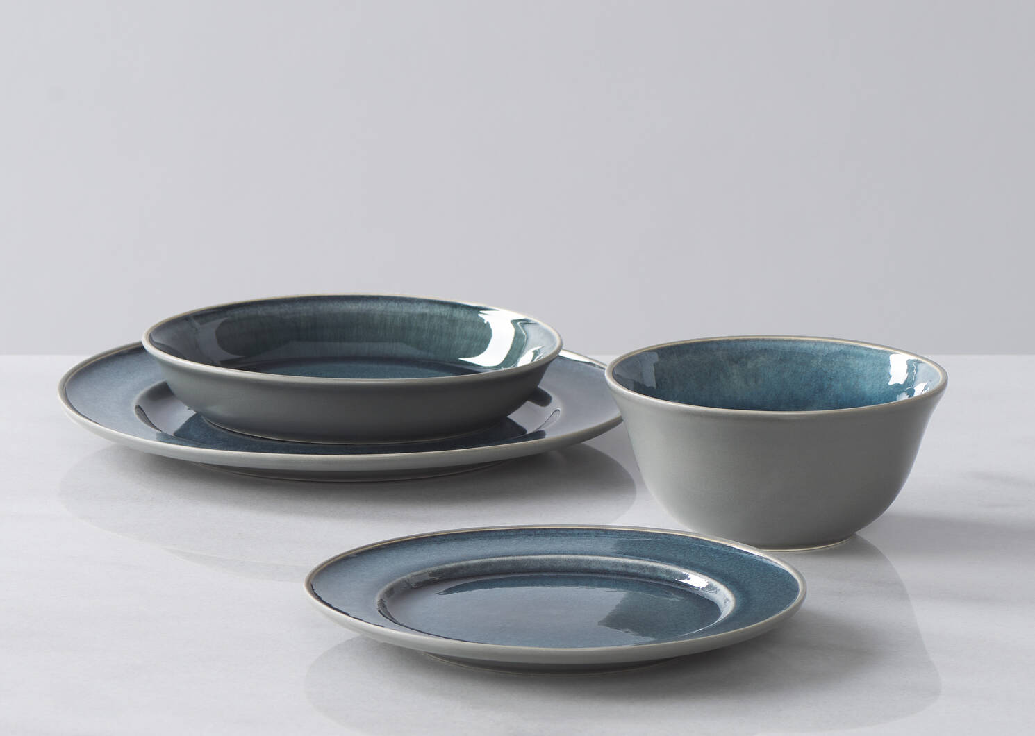 Kitsilano 16 pc Dish Set Blue