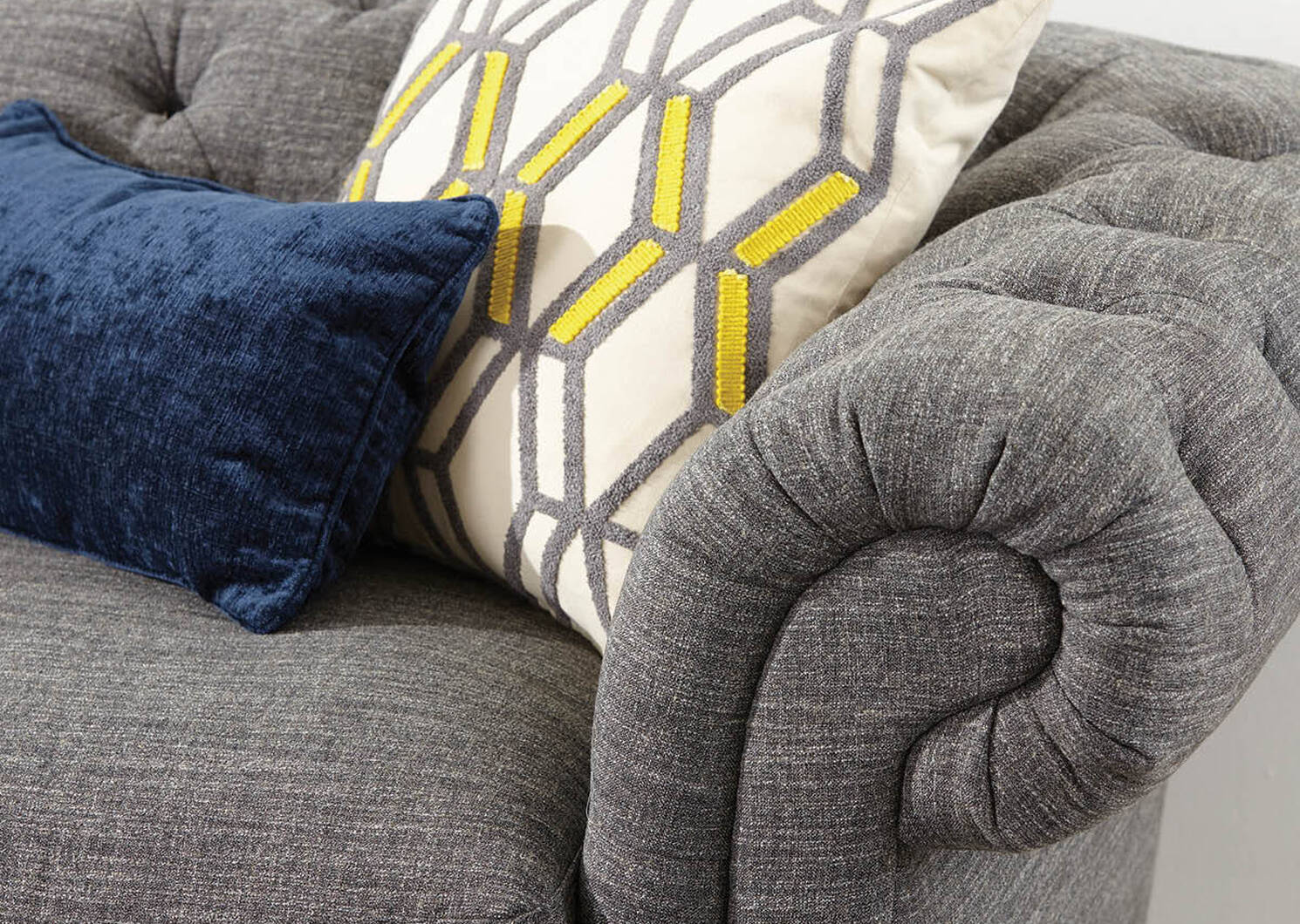 Vincent Sofa -Lund Charcoal