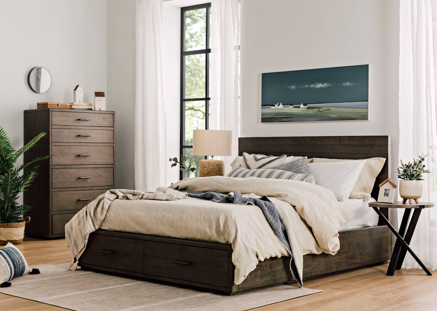 Macklin Storage Bed -Kirun Stone, KING