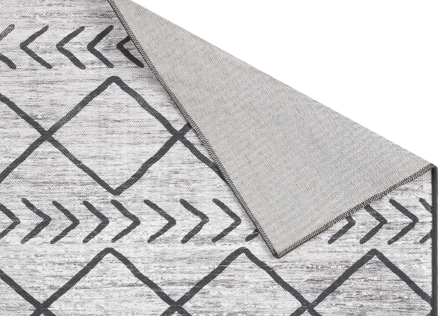 Capri Outdoor Rug 72x108 Grey/Black