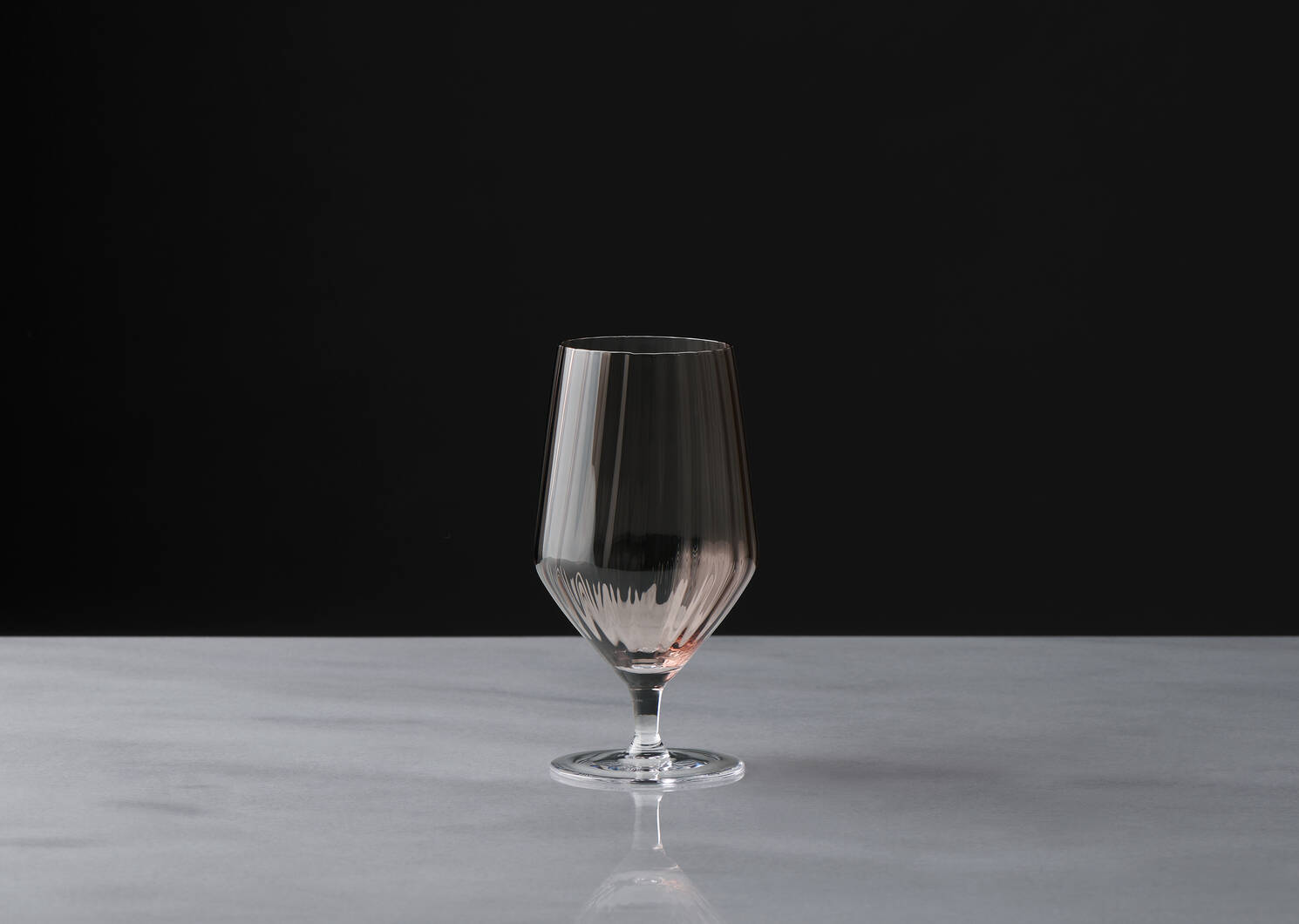 Leon Goblet Glass Haze