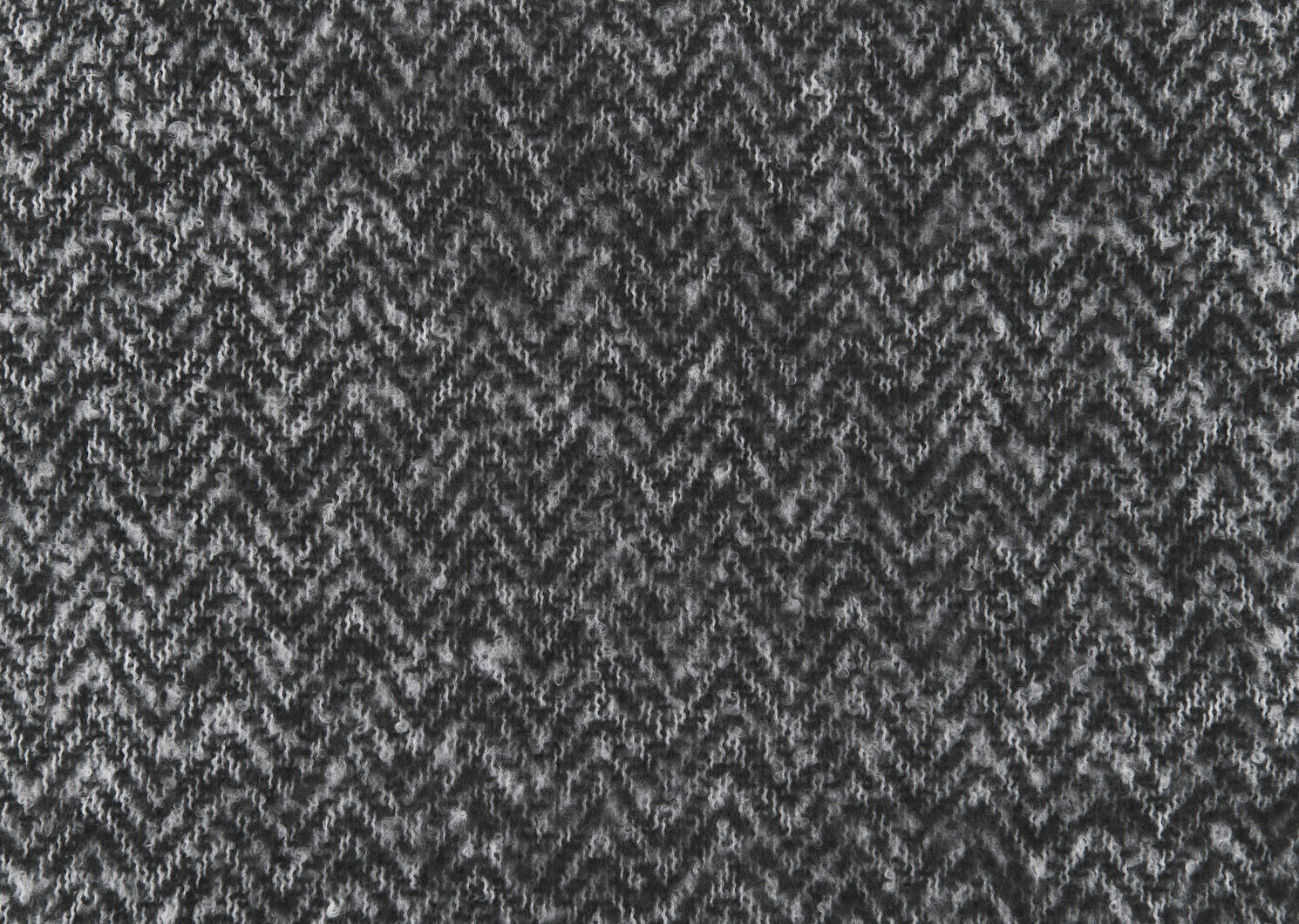 Dante Herringbone Throw Black/Ivory