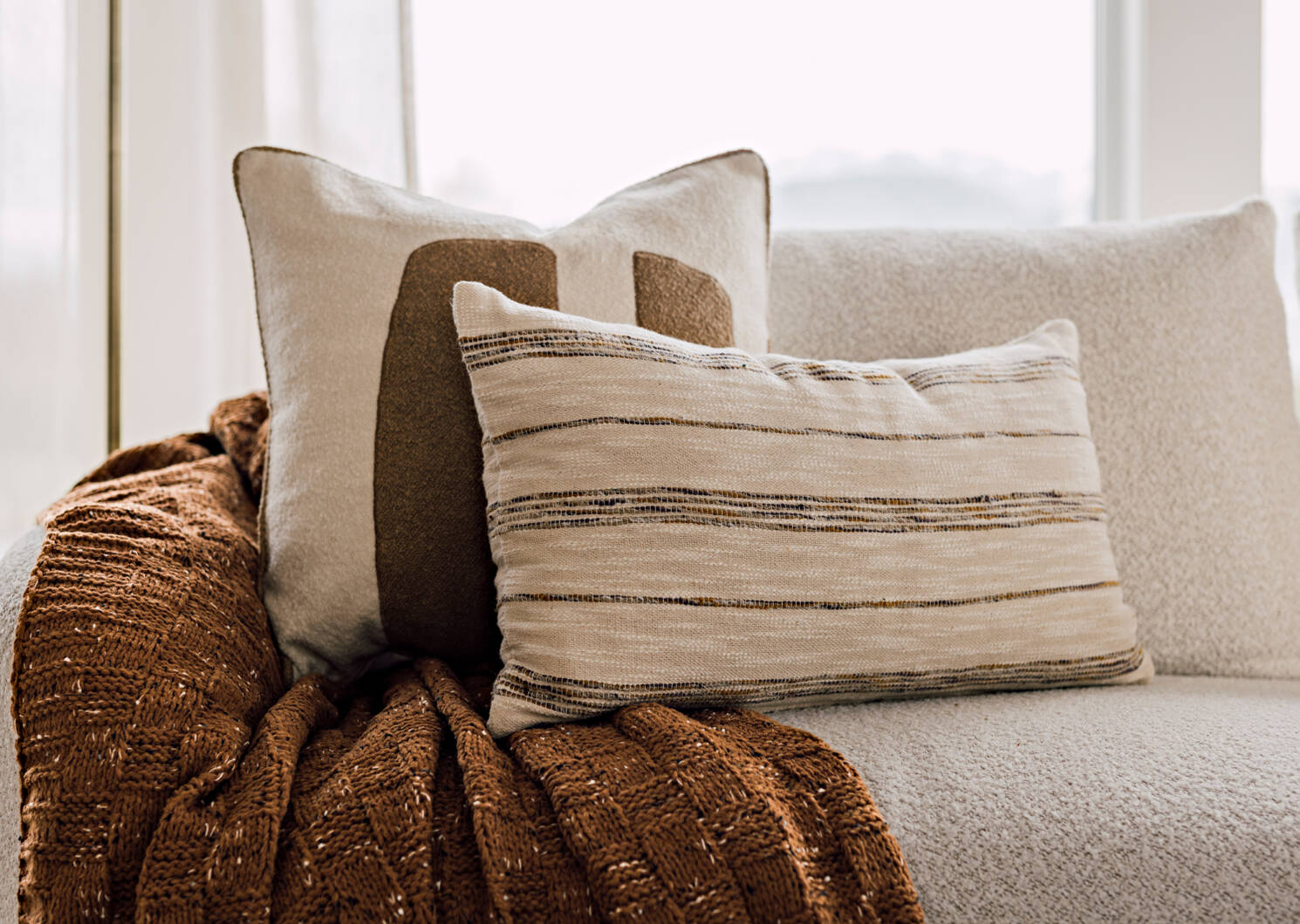 Coussin rayé en coton Zira 14x24 naturel