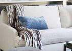 Nicaila Throw Cobble/White