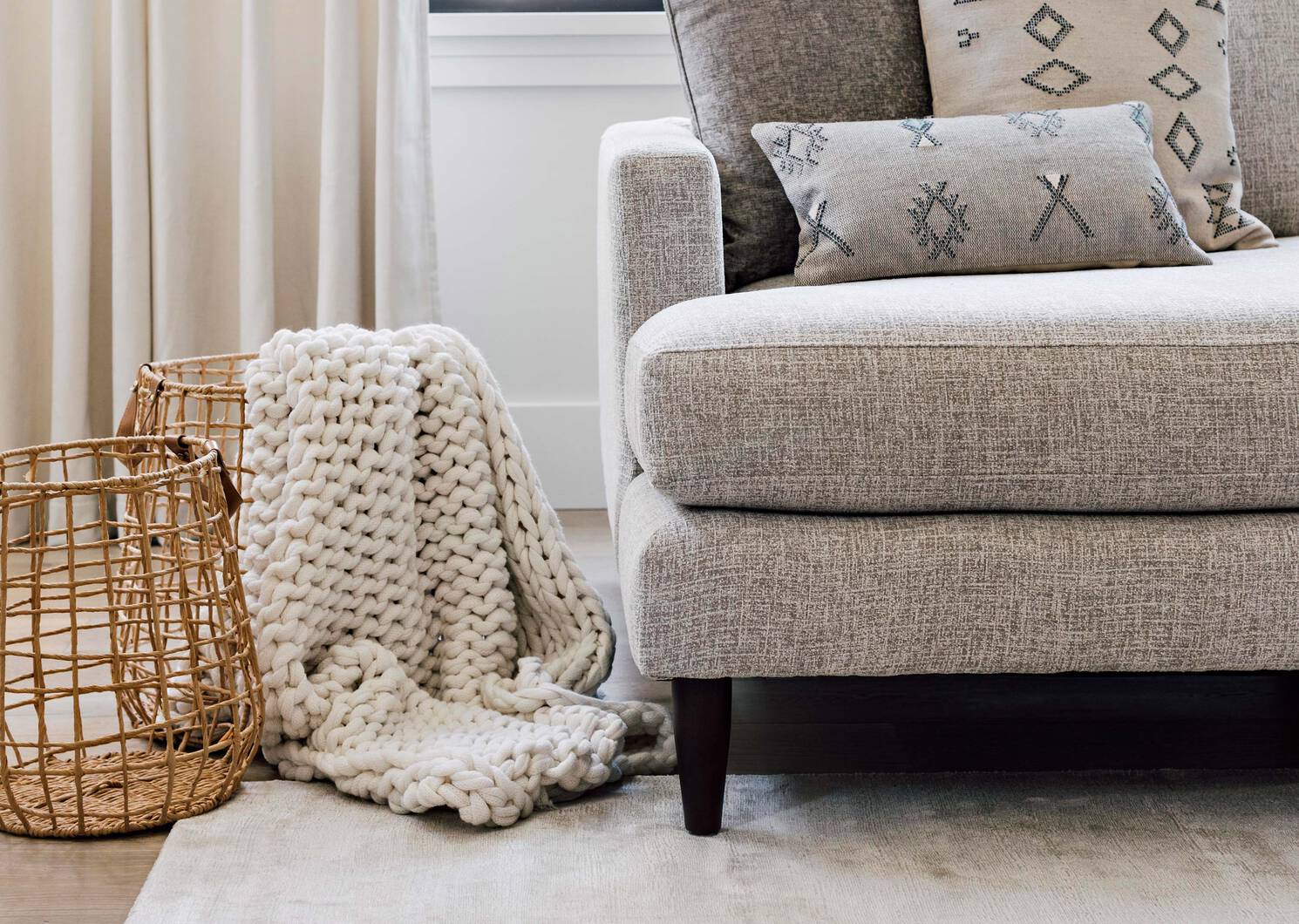 Rosalind Throw Ivory
