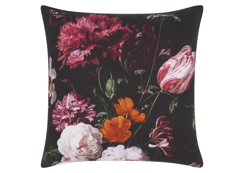 Delft Floral Toss 20x20