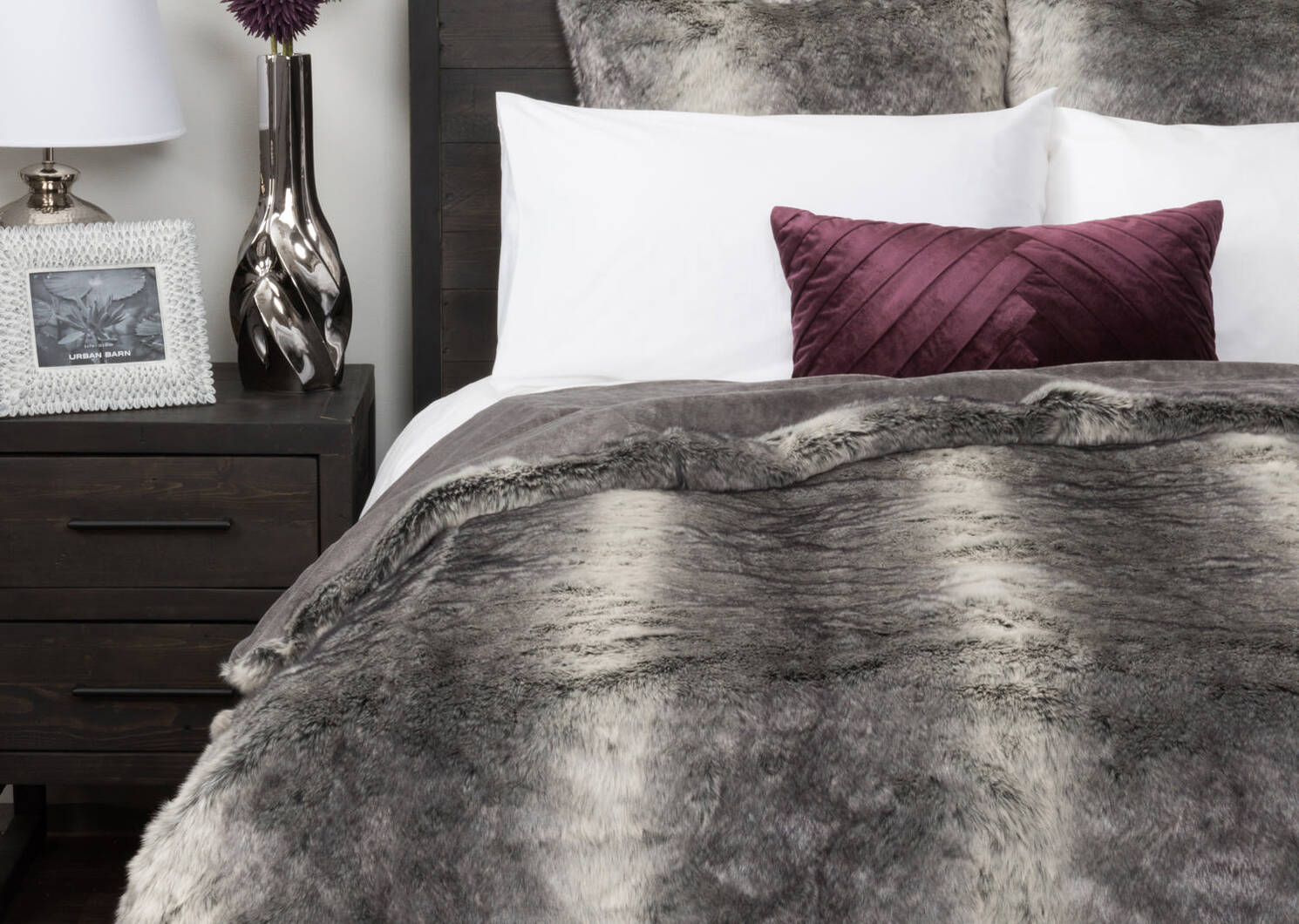 G couvre-lit fausse four. Sansa loup gr