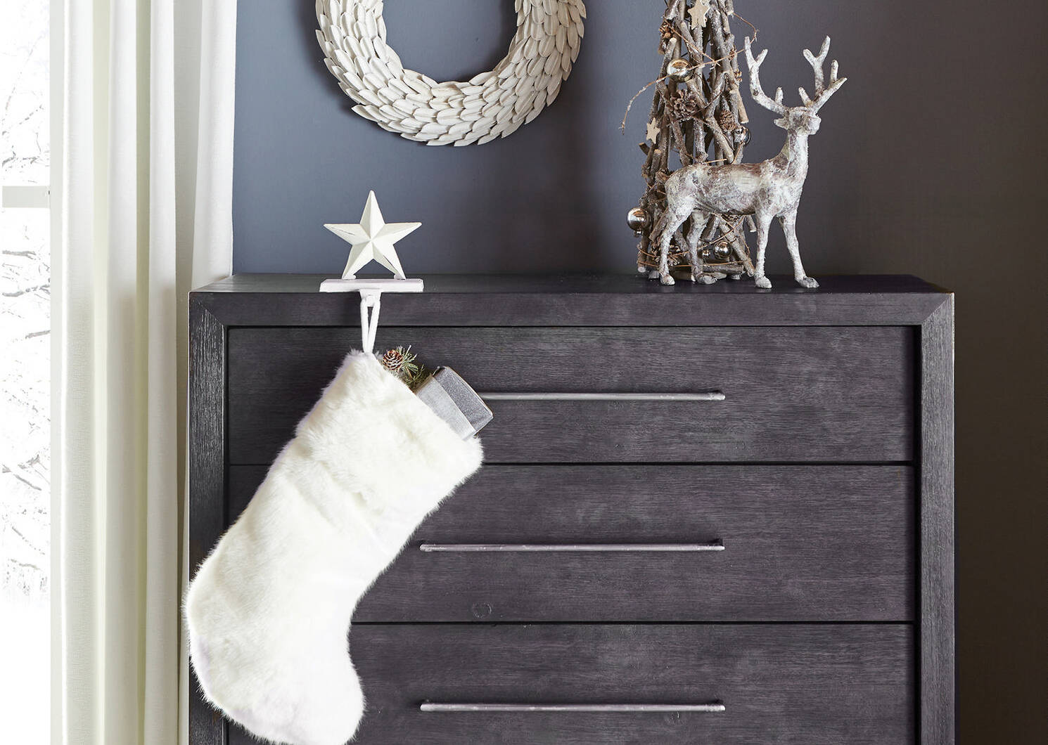 Catelyn Faux Fur Stocking White