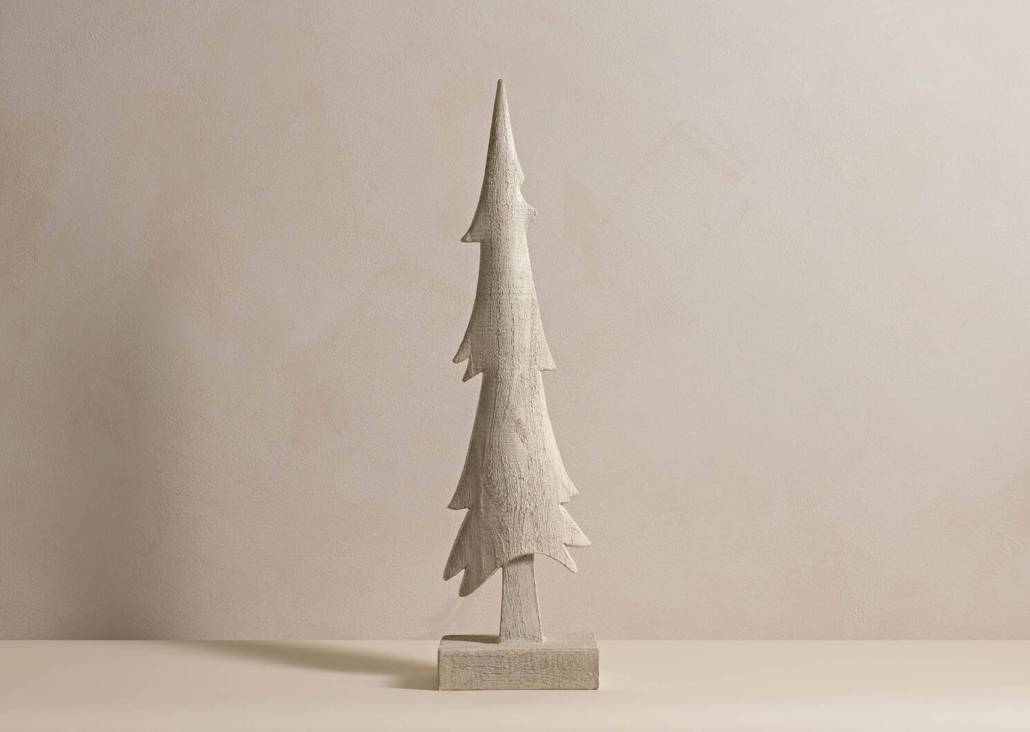 Eira Christmas Tree Décor