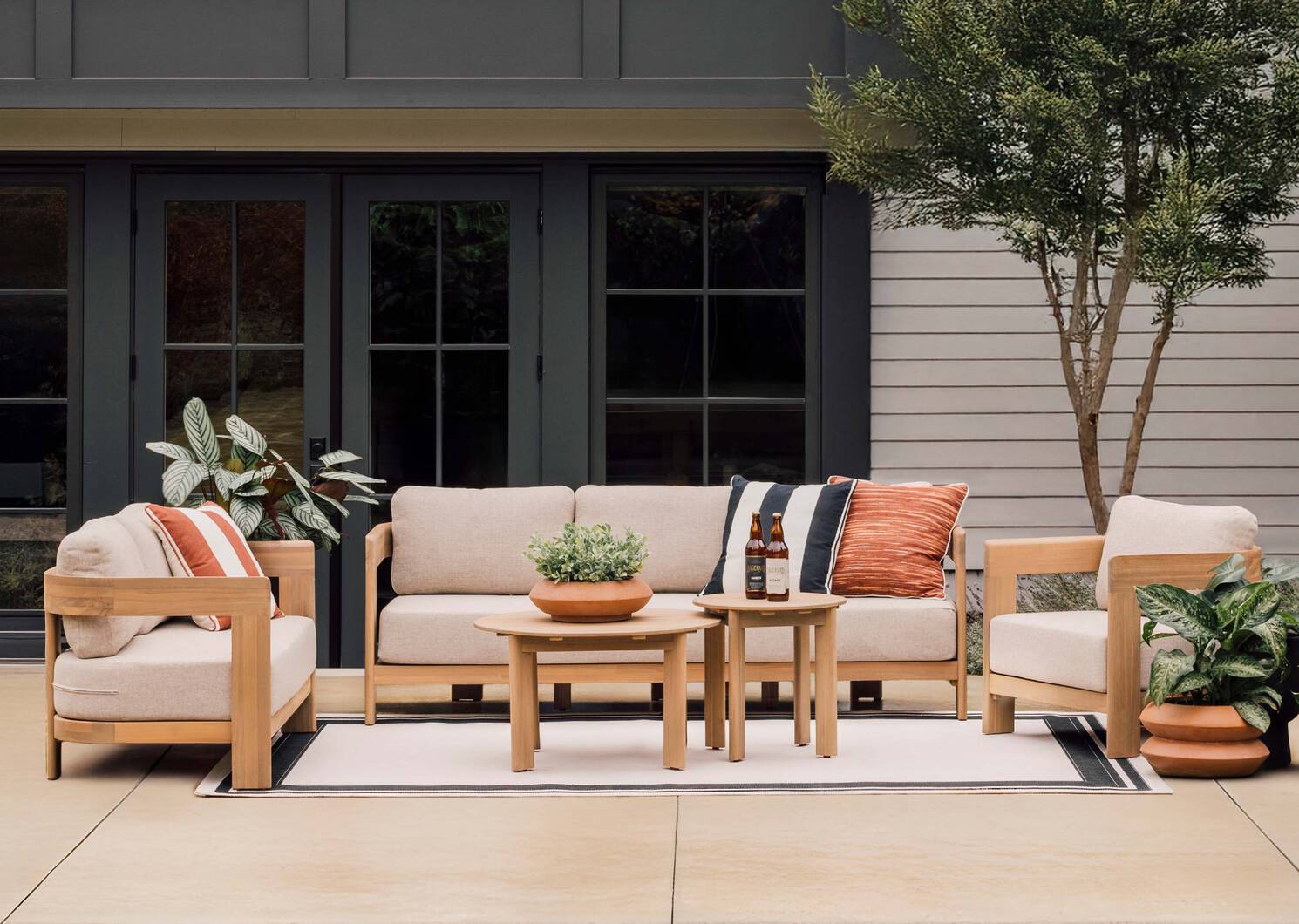 Grand cache-pot Adela caramel