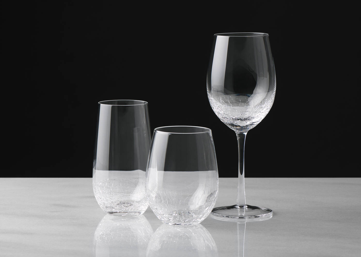 Lively Wine Glass Clear