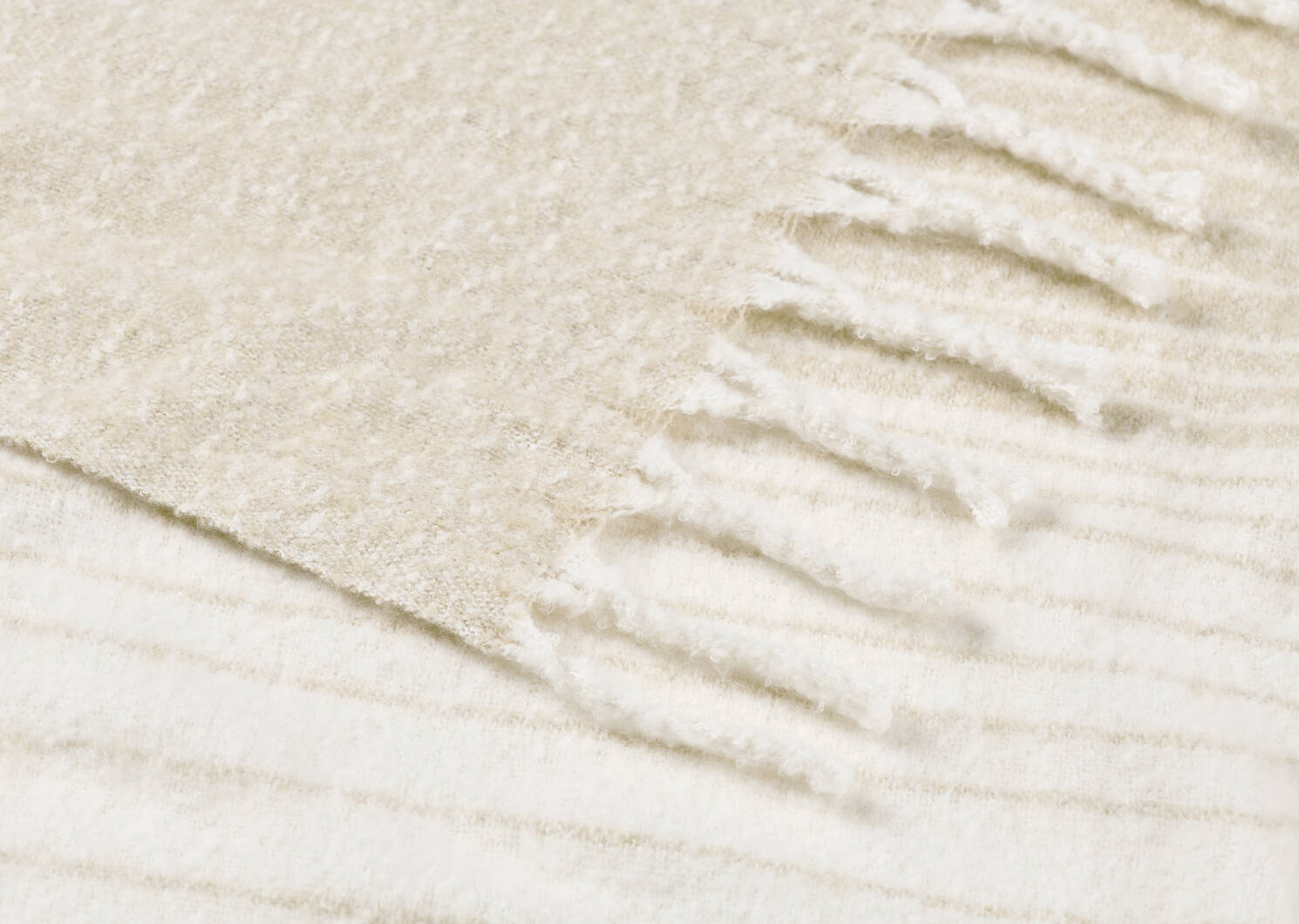 Arcus Striped Throw Sand/Ivory