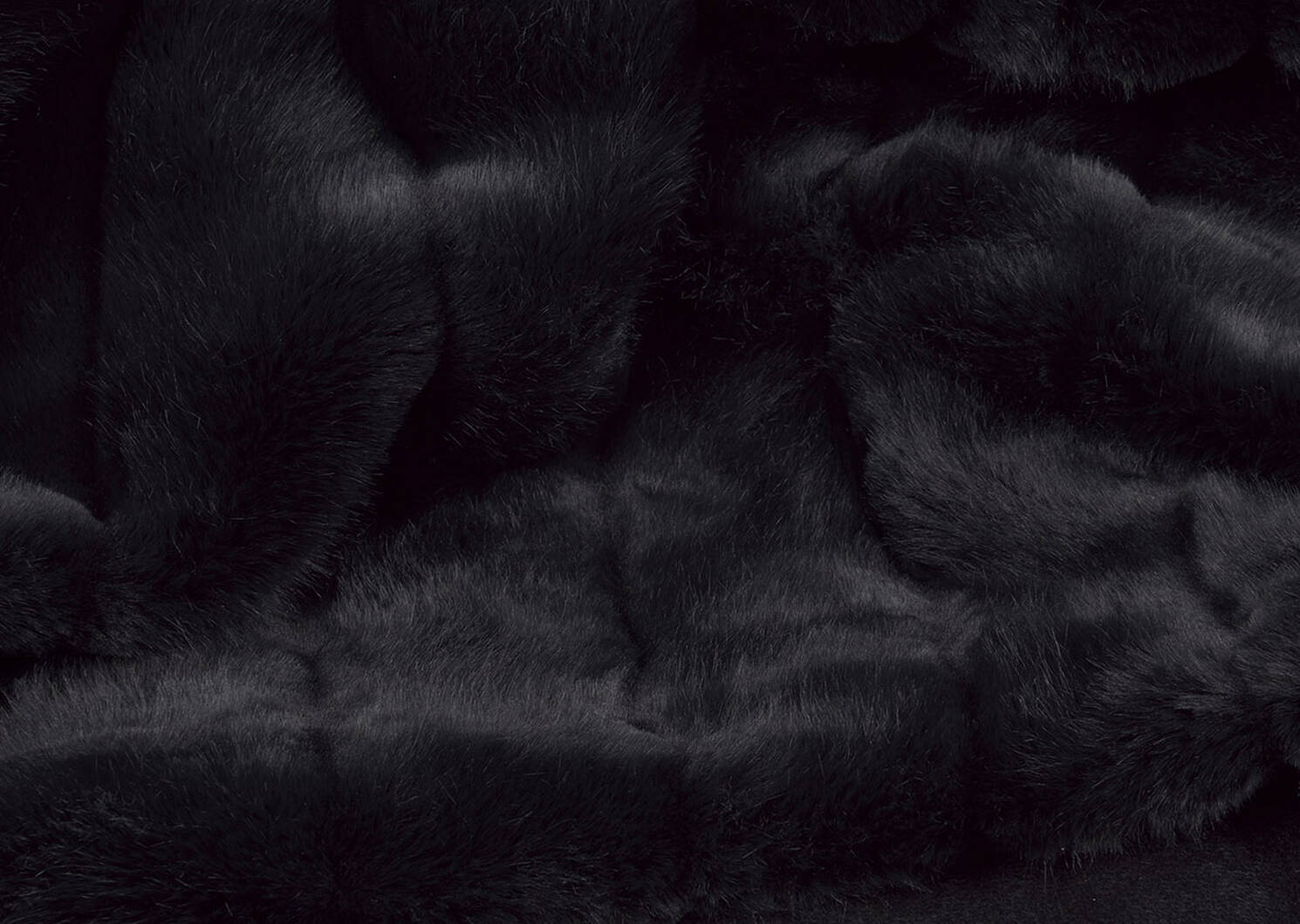 Starlet Faux Fur Throw Black
