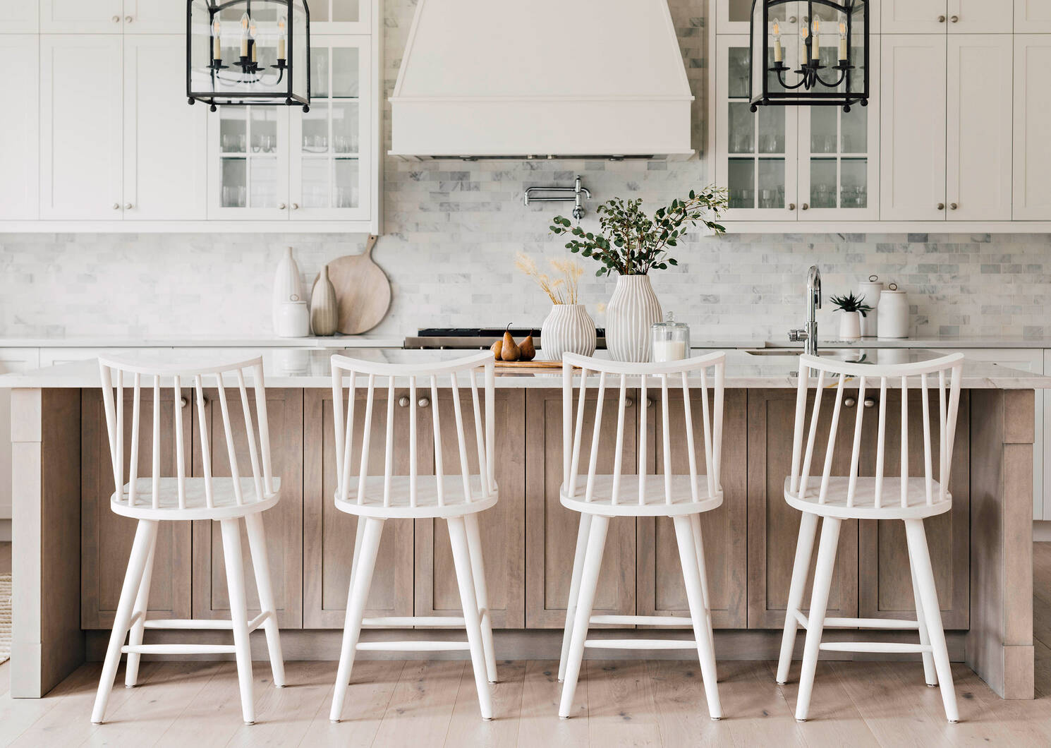 Hershel Counter Stool -Yvie Chantilly
