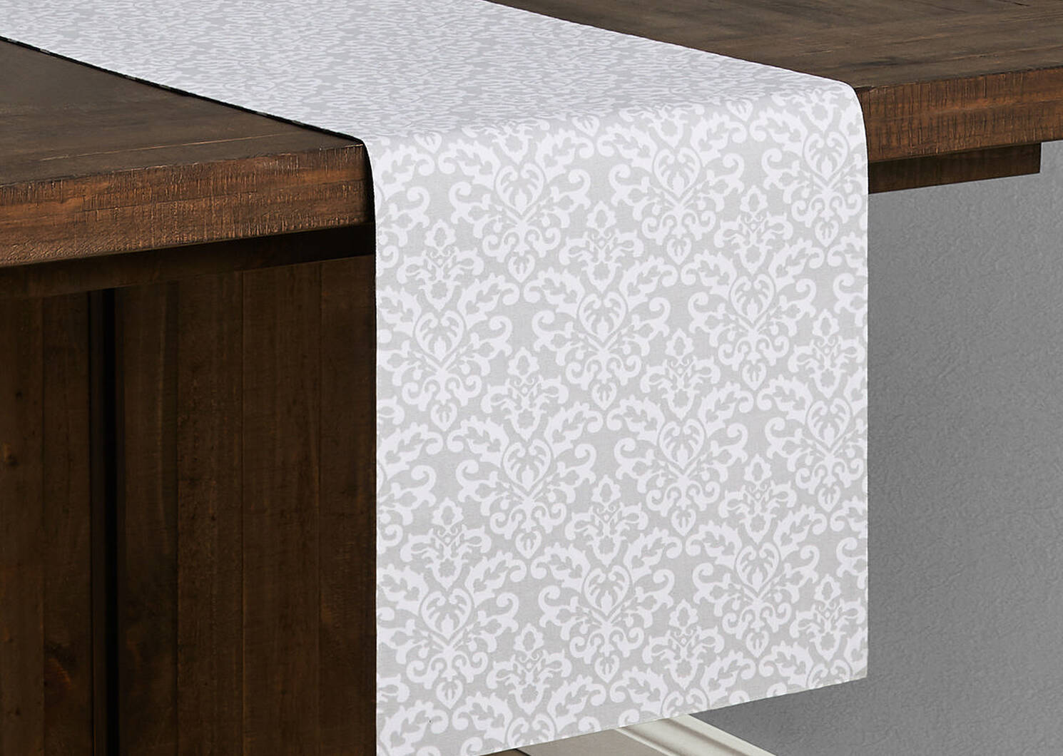 Trellis/Damask Table Runner Grey