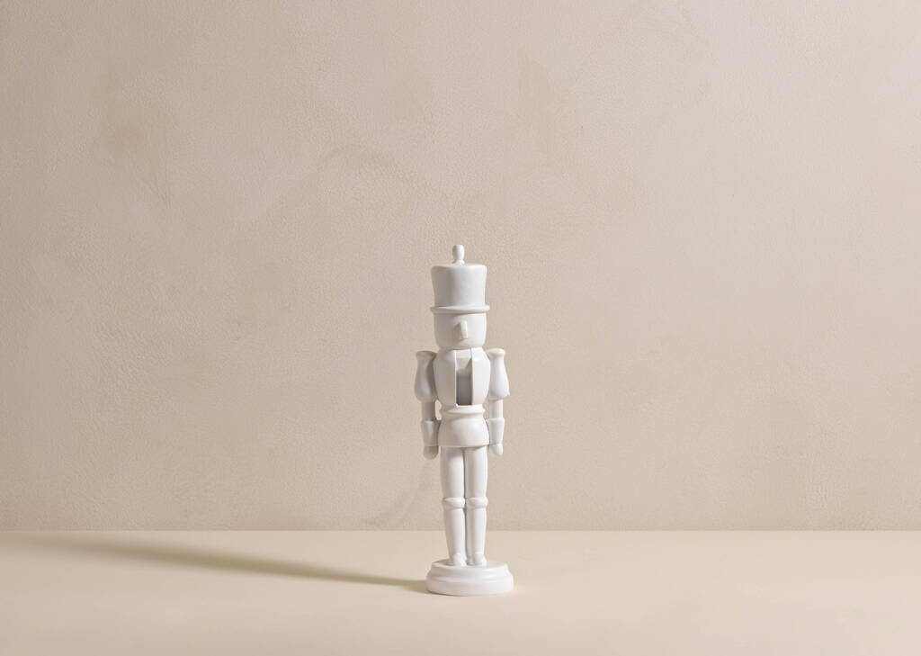 Nutcracker Guard Statue White
