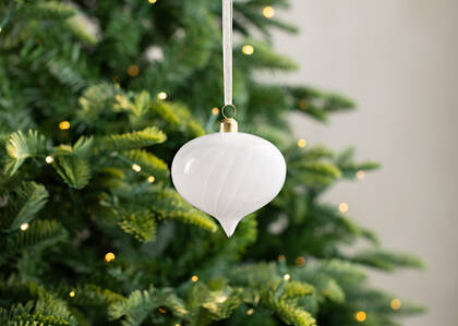 Ripple Onion Ornament White