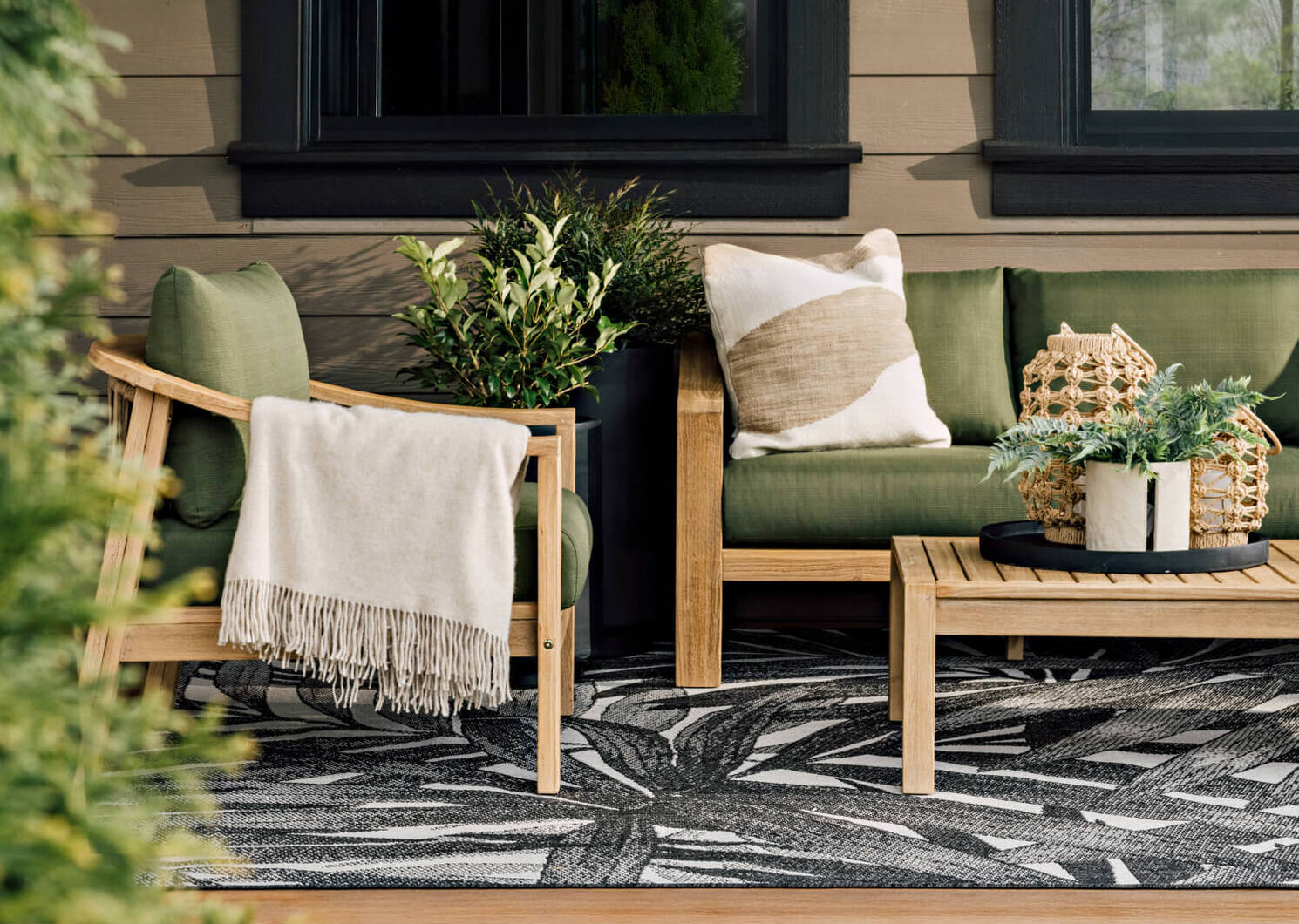 Dias Outdoor Tray