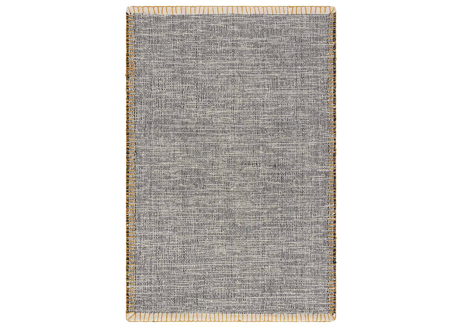 Arleigh Accent Rug 24x36 Black/Goldfi