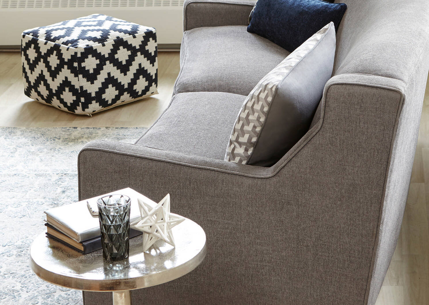 Nat Accent Table -Raw Nickel