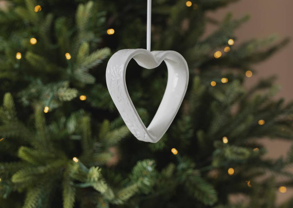 Fond Heart Ornament White