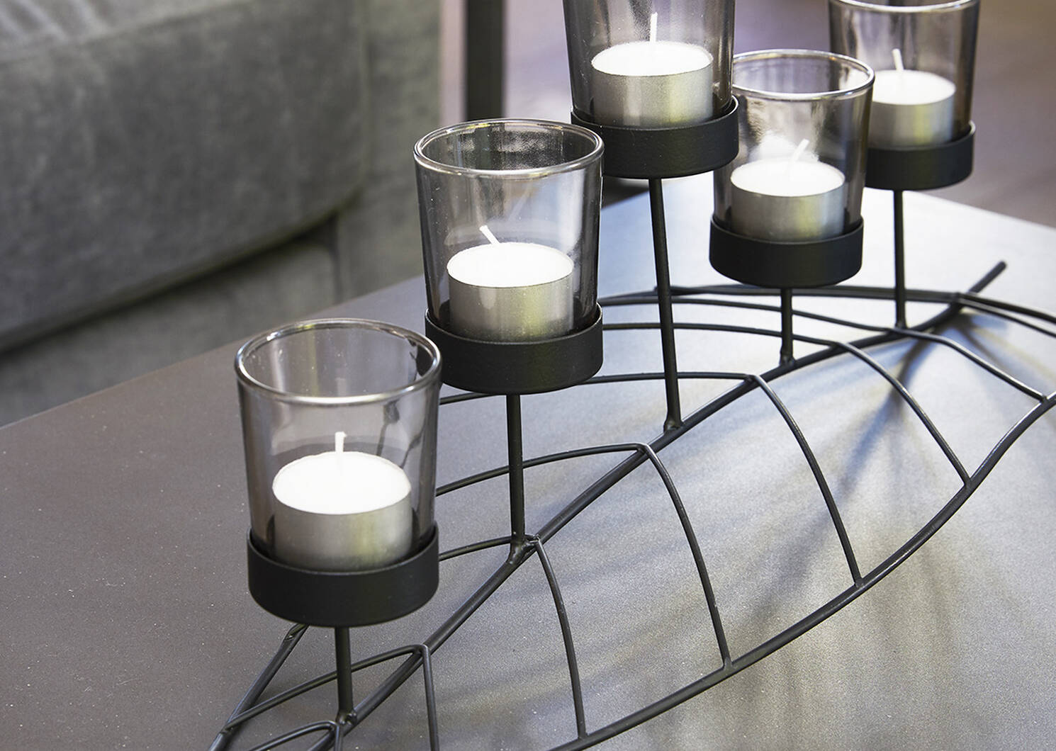 Keilani Leaf Tealight Holder