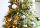 Merry Christmas Ball Orn White