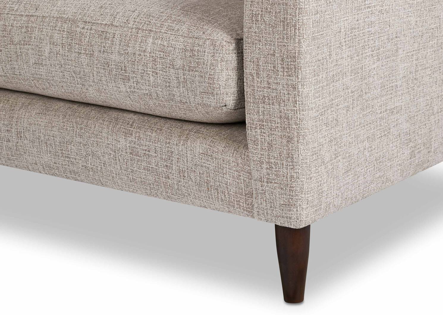 Nixon Sofa -Giovanna Moondust