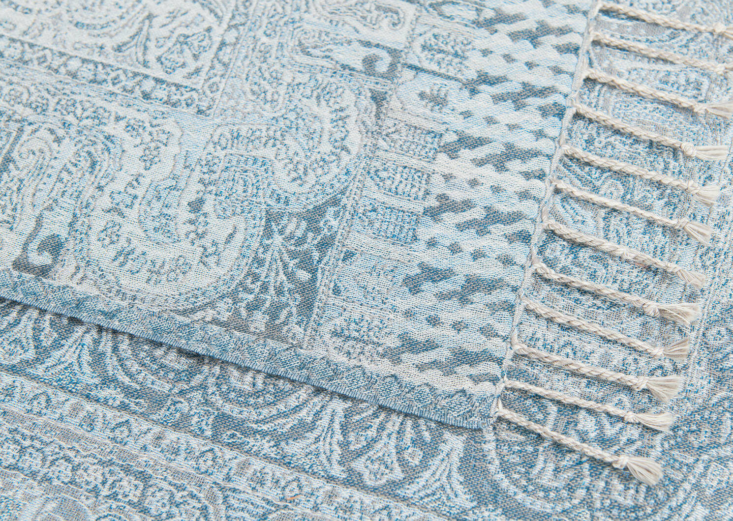 Malin Paisley Throw Blue