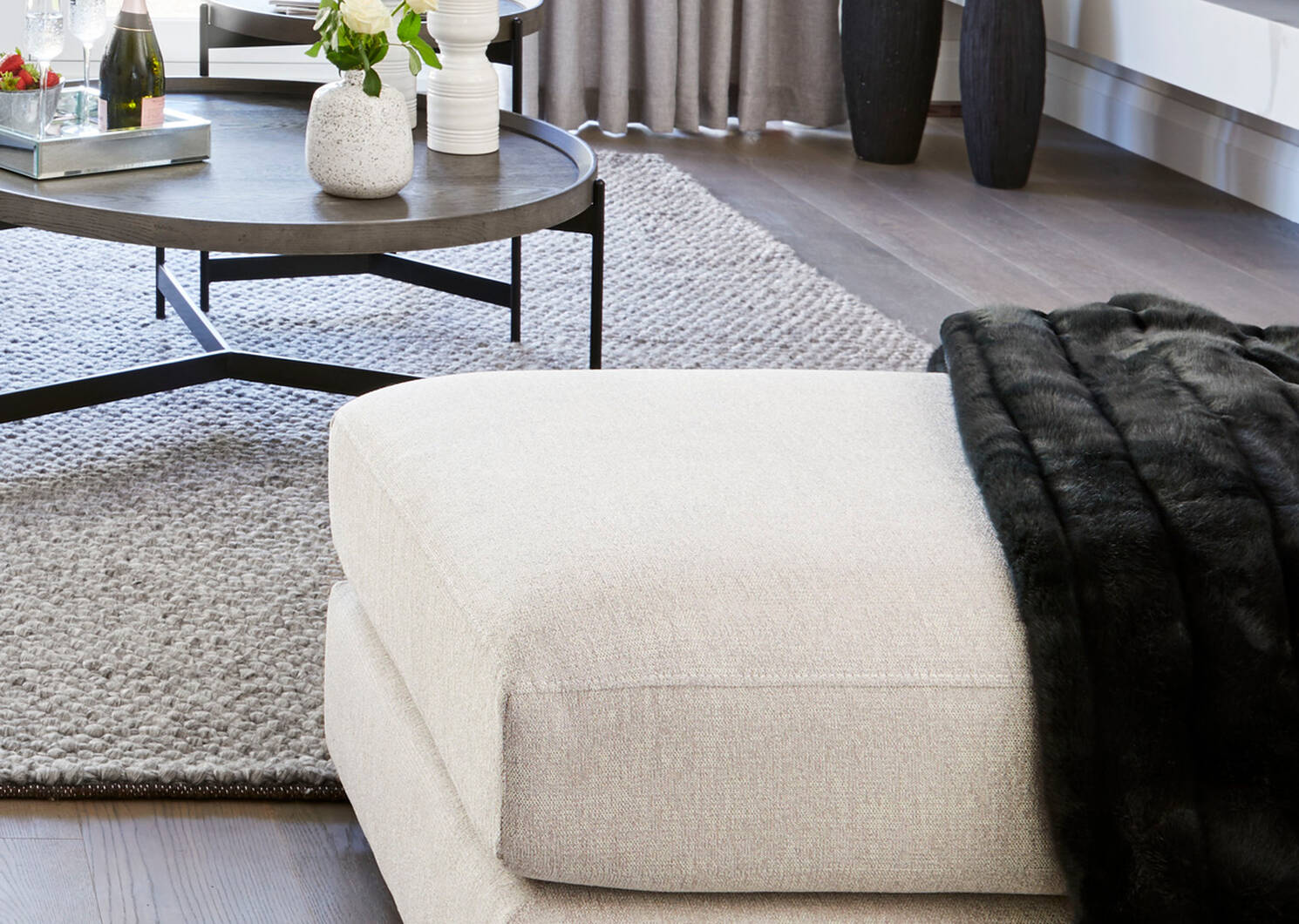 Starlet Faux Fur Throw Black